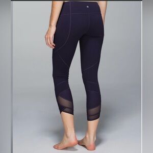 Lululemon Emerge Renewed Crop *Full-On Luon